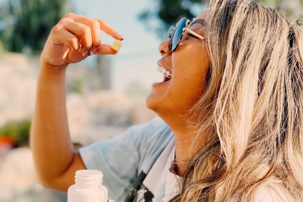  woman holding gummy in his hand.
Natures Only CBD gummies are not ideal for everyone